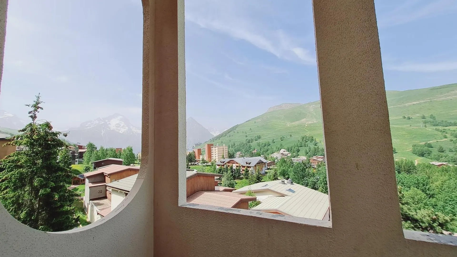 Meije 13: Grand duplex proche télésiège, vue panoramique Les Deux Alpes